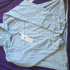Alo Yoga Light Blue Pullover
